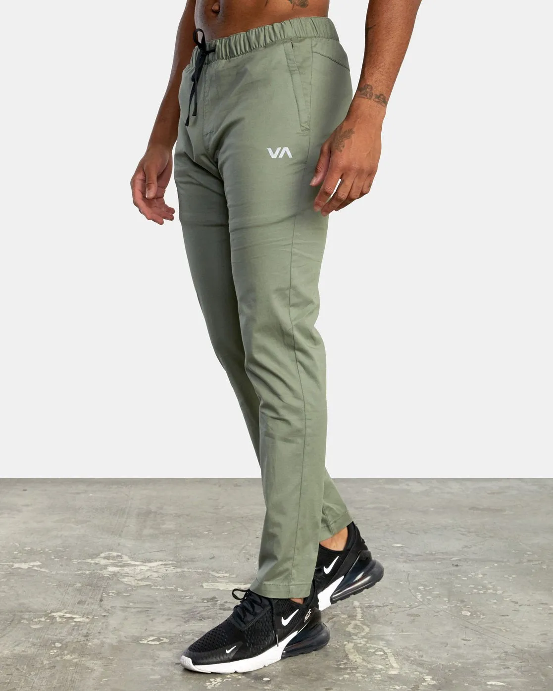 Spectrum Track Pant Iii - Agave Green