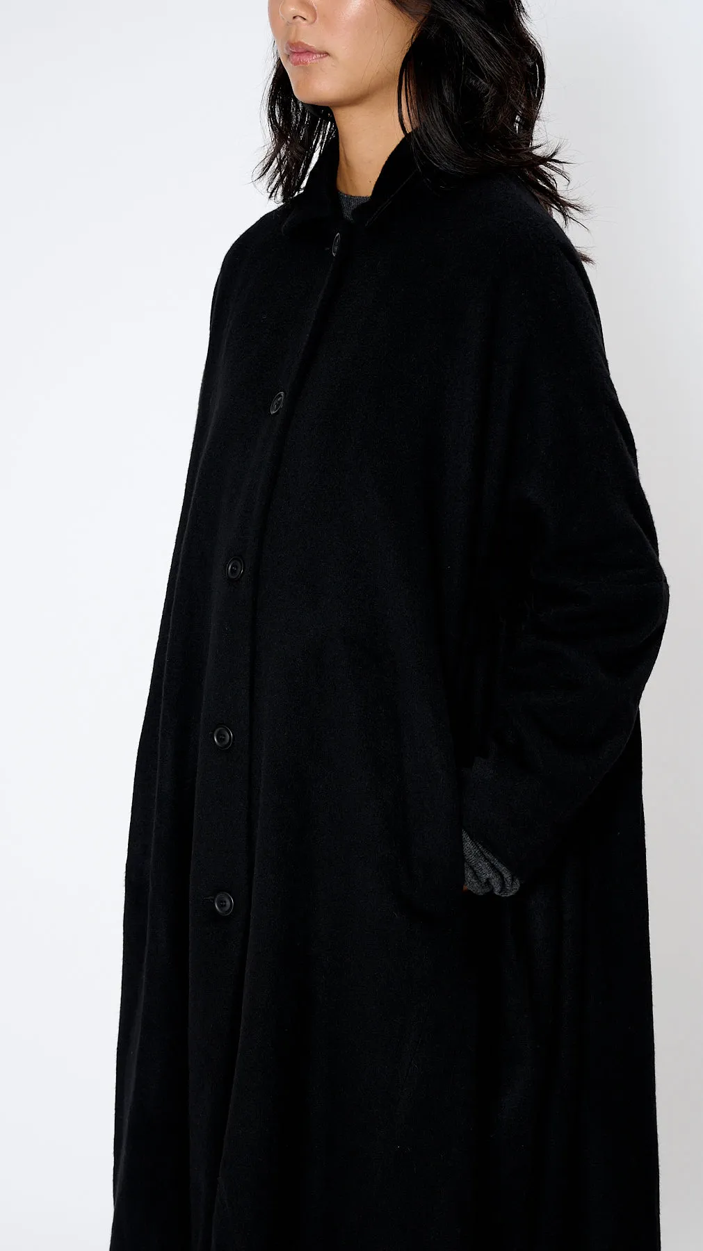 Verger Coat in Black